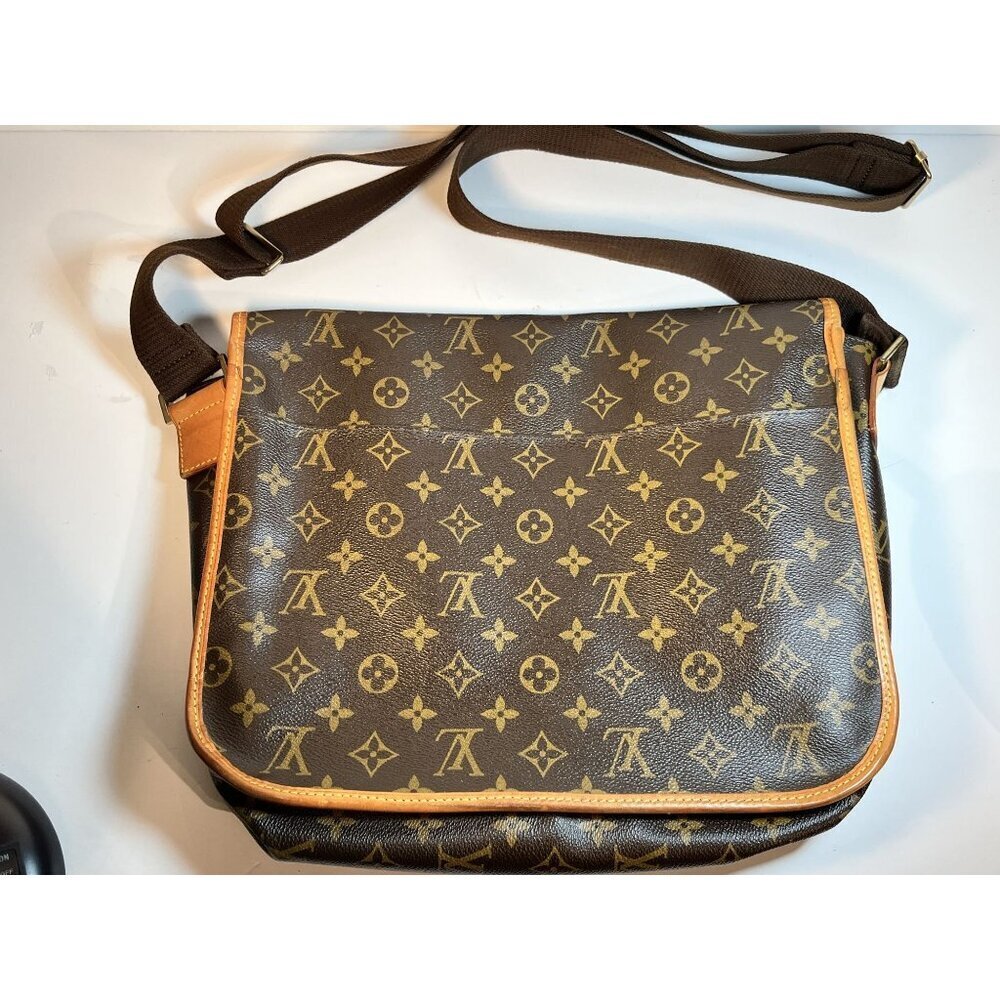 Louis Vuitton LV Bosphore Messenger Shoulder Bag Crossbody READ DESCRIPTION - Picture 13 of 13